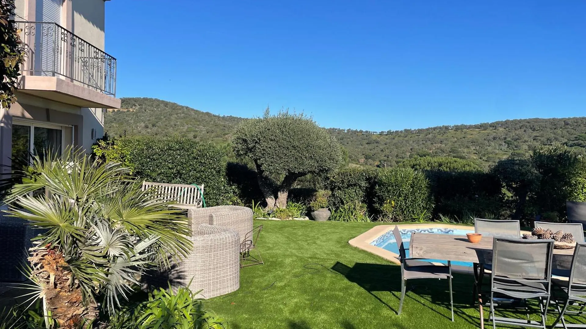 Tres Belle Maison Piscine Chauffe 210M2 Climatise Sainte-Maxime Nyaraló